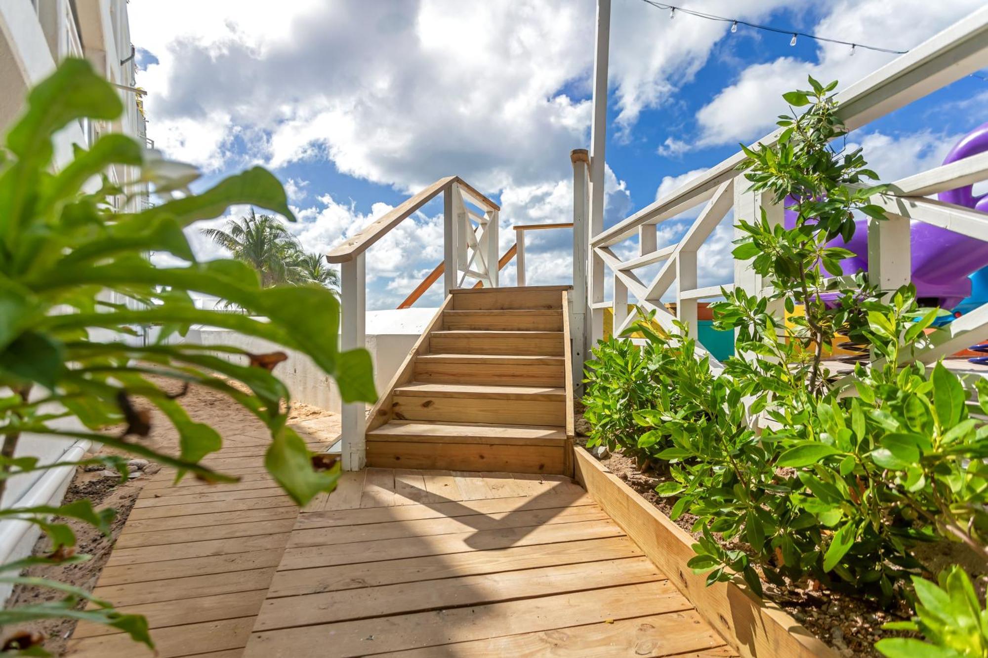 Maho Beach House - Sand Bar Studio - Ocean View المظهر الخارجي الصورة